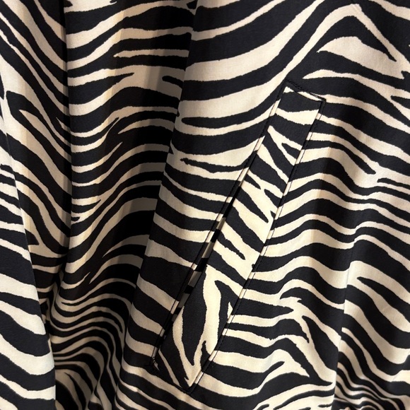 Active Zone Zebra Pattern Bomber Jacket NWT Size 3X - Picture 6 of 9